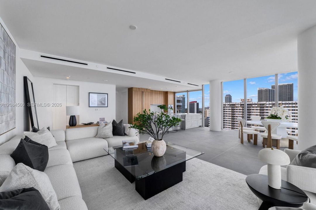 For Sale: $2,950,000 (3 beds, 3 baths, 2913 Square Feet)