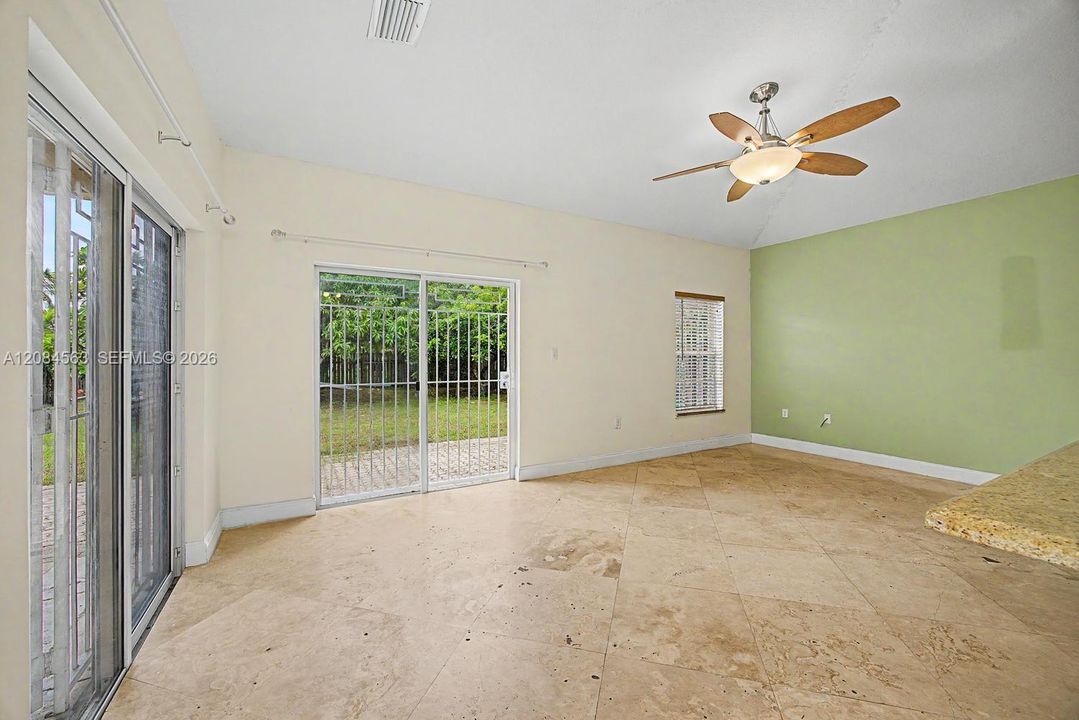 For Rent: $3,000 (3 beds, 2 baths, 1658 Square Feet)