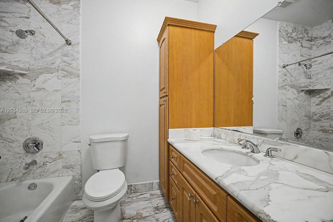 For Rent: $3,000 (3 beds, 2 baths, 1658 Square Feet)