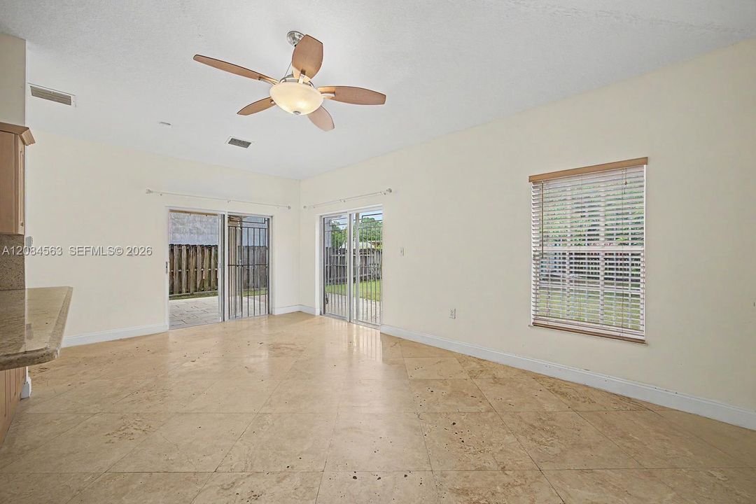 For Rent: $3,000 (3 beds, 2 baths, 1658 Square Feet)