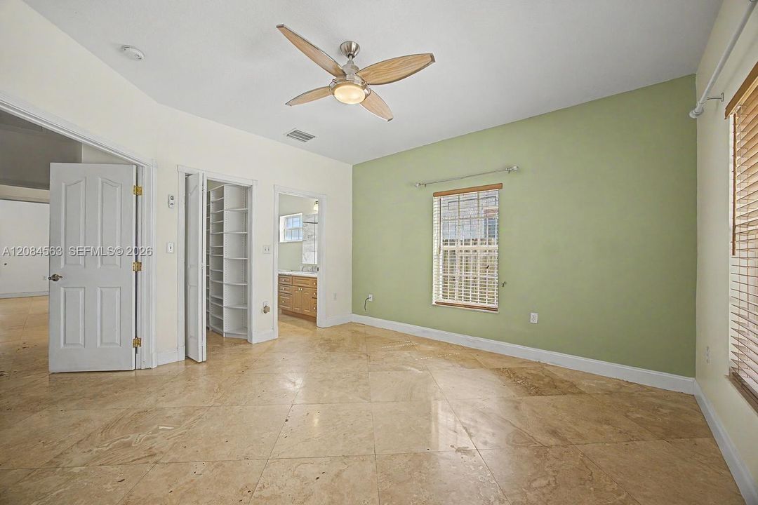 For Rent: $3,000 (3 beds, 2 baths, 1658 Square Feet)