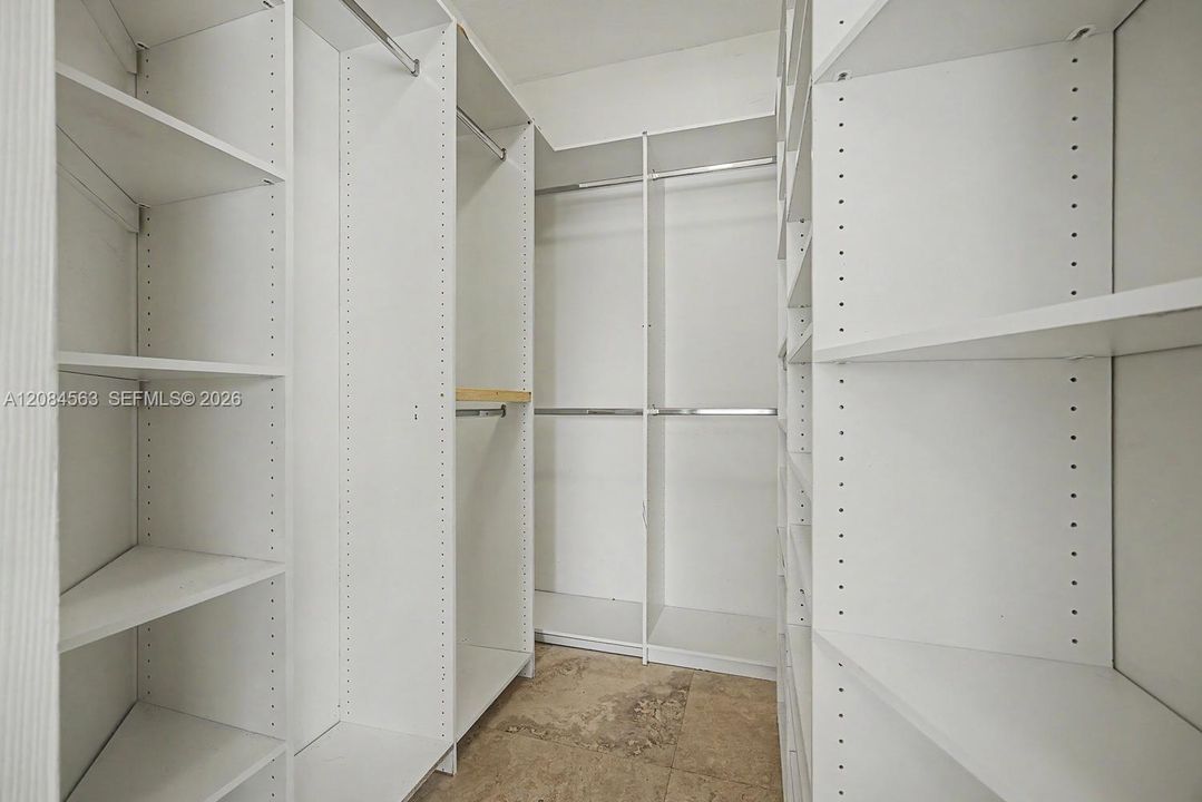 For Rent: $3,000 (3 beds, 2 baths, 1658 Square Feet)
