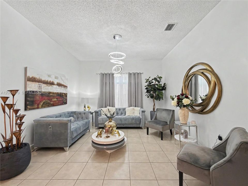 For Rent: $4,000 (4 beds, 3 baths, 1897 Square Feet)