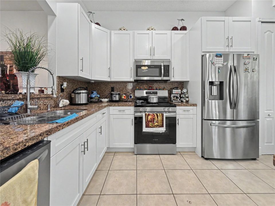 For Rent: $4,000 (4 beds, 3 baths, 1897 Square Feet)