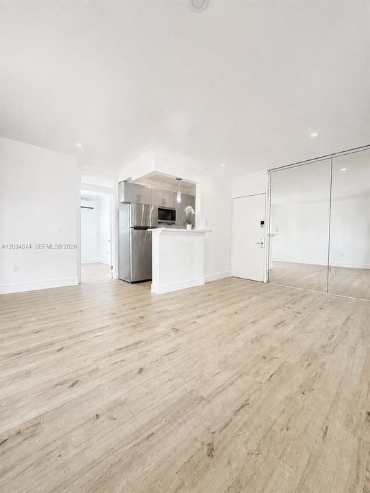 For Rent: $2,000 (1 beds, 1 baths, 510 Square Feet)