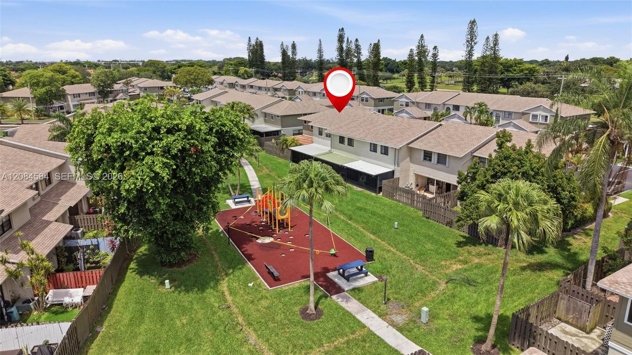 For Sale: $425,000 (3 beds, 2 baths, 1373 Square Feet)
