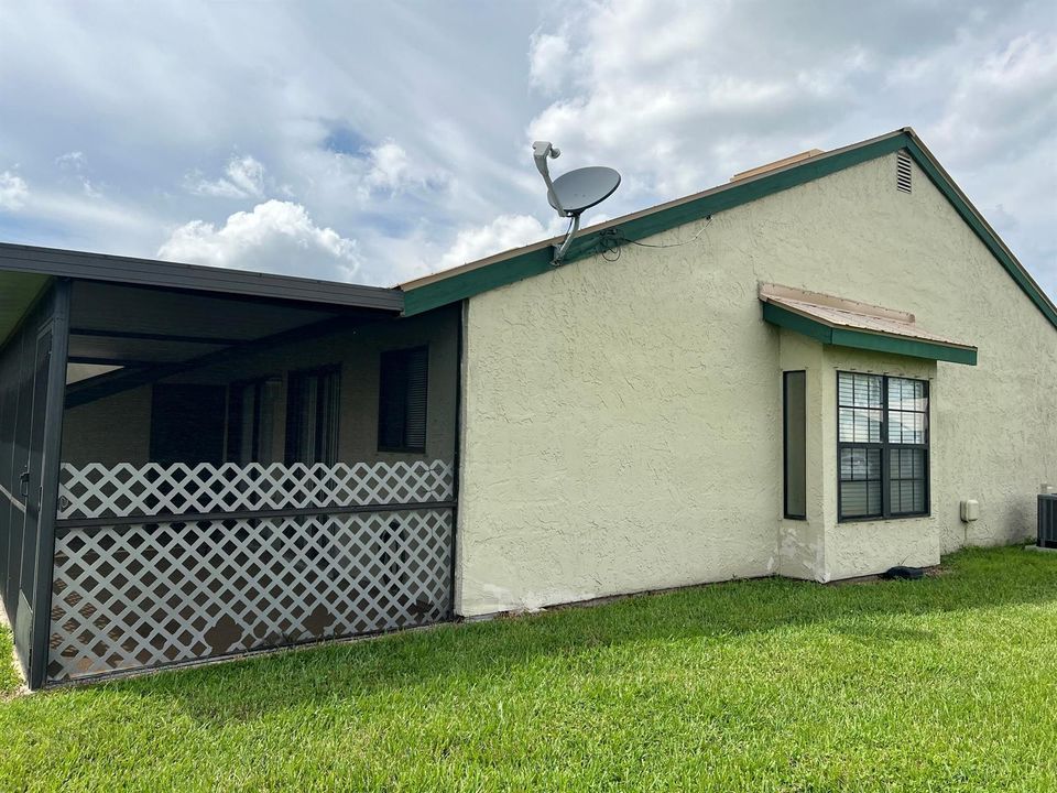 650 sw veronica 13