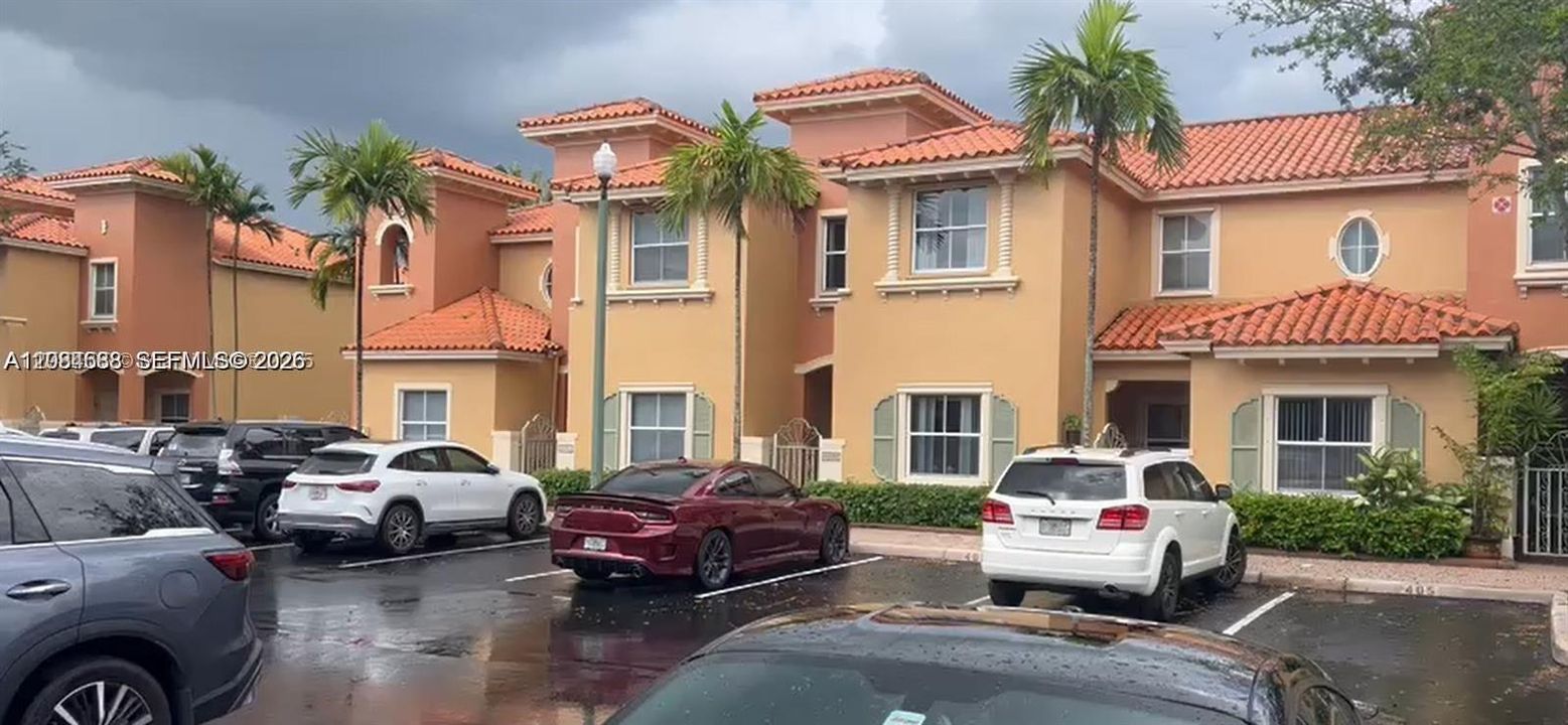 En Venta: $362,000 (3 camas, 3 baños, 1382 Pies cuadrados)