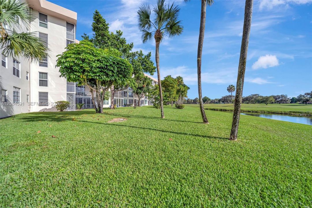 For Sale: $299,000 (3 beds, 2 baths, 1500 Square Feet)