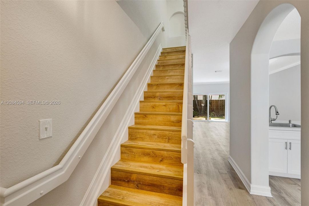 В аренду: $2,650 (2 спален, 2 ванн, 1120 Квадратных фут)