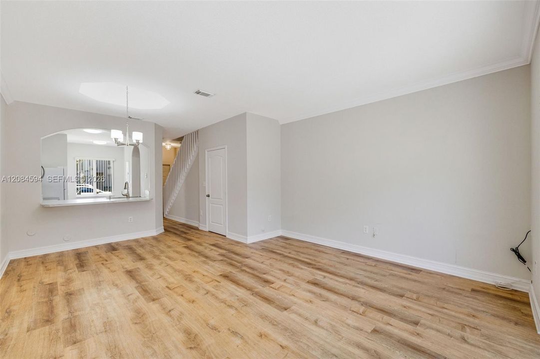 В аренду: $2,650 (2 спален, 2 ванн, 1120 Квадратных фут)