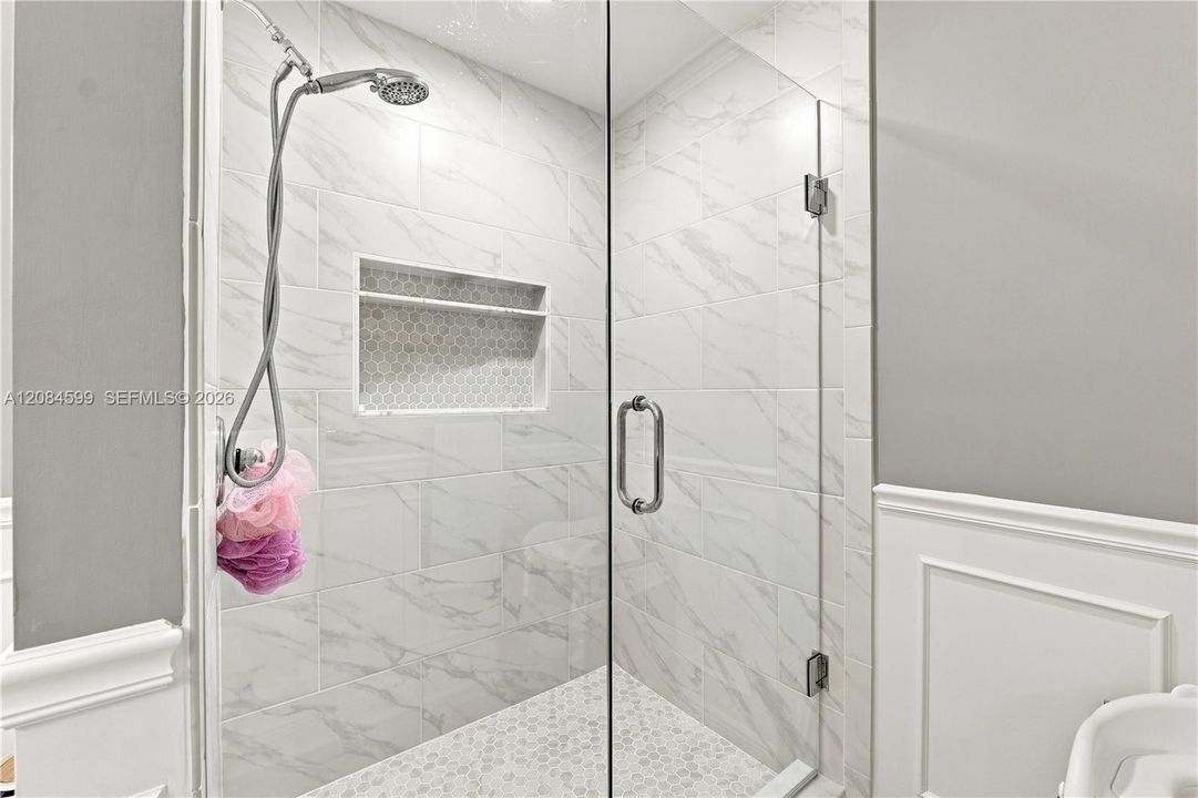 For Sale: $680,000 (3 beds, 2 baths, 2064 Square Feet)