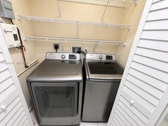 В аренду: $3,100 (3 спален, 2 ванн, 1190 Квадратных фут)