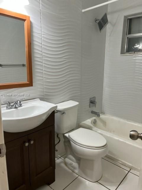 В аренду: $2,250 (2 спален, 2 ванн, 2681 Квадратных фут)