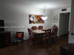 For Sale: $90,000 (1 beds, 1 baths, 720 Square Feet)