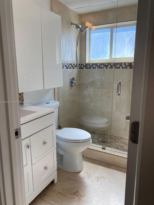 For Rent: $2,400 (1 beds, 1 baths, 630 Square Feet)