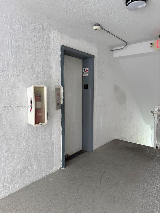 For Rent: $2,400 (1 beds, 1 baths, 630 Square Feet)