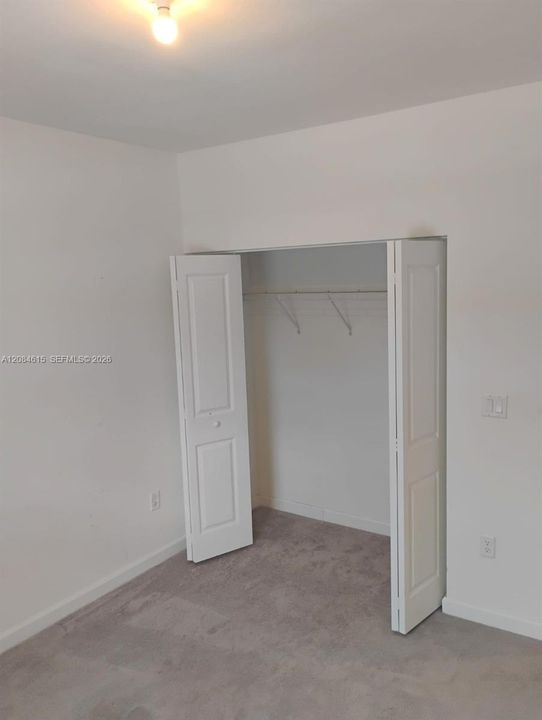 For Rent: $2,900 (3 beds, 2 baths, 1539 Square Feet)