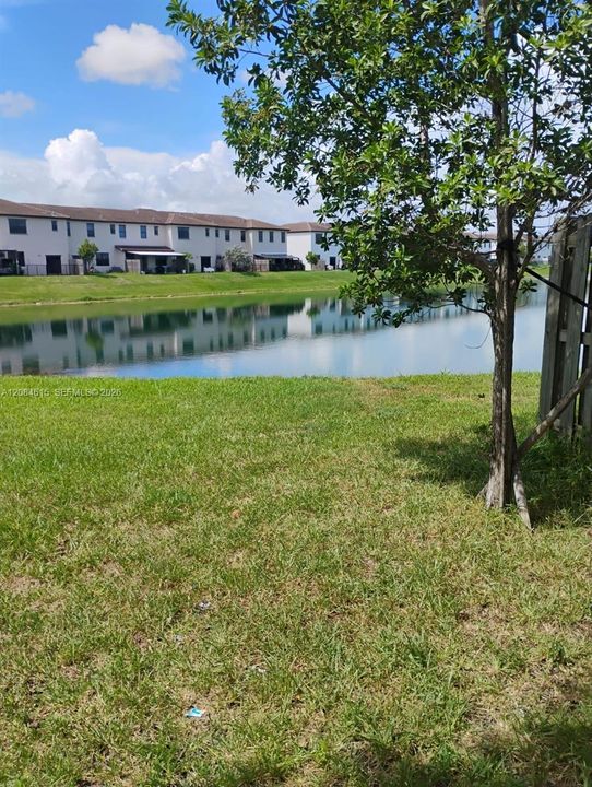 For Rent: $2,900 (3 beds, 2 baths, 1539 Square Feet)