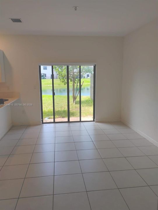 For Rent: $2,900 (3 beds, 2 baths, 1539 Square Feet)