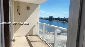 En Renta: $1,695 (1 camas, 2 baños, 861 Pies cuadrados)