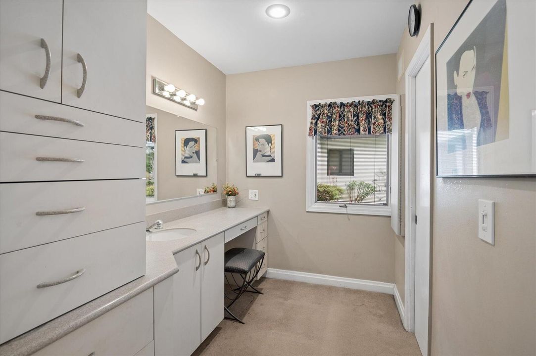 21-Ali-4120 SW 1st Ct-21