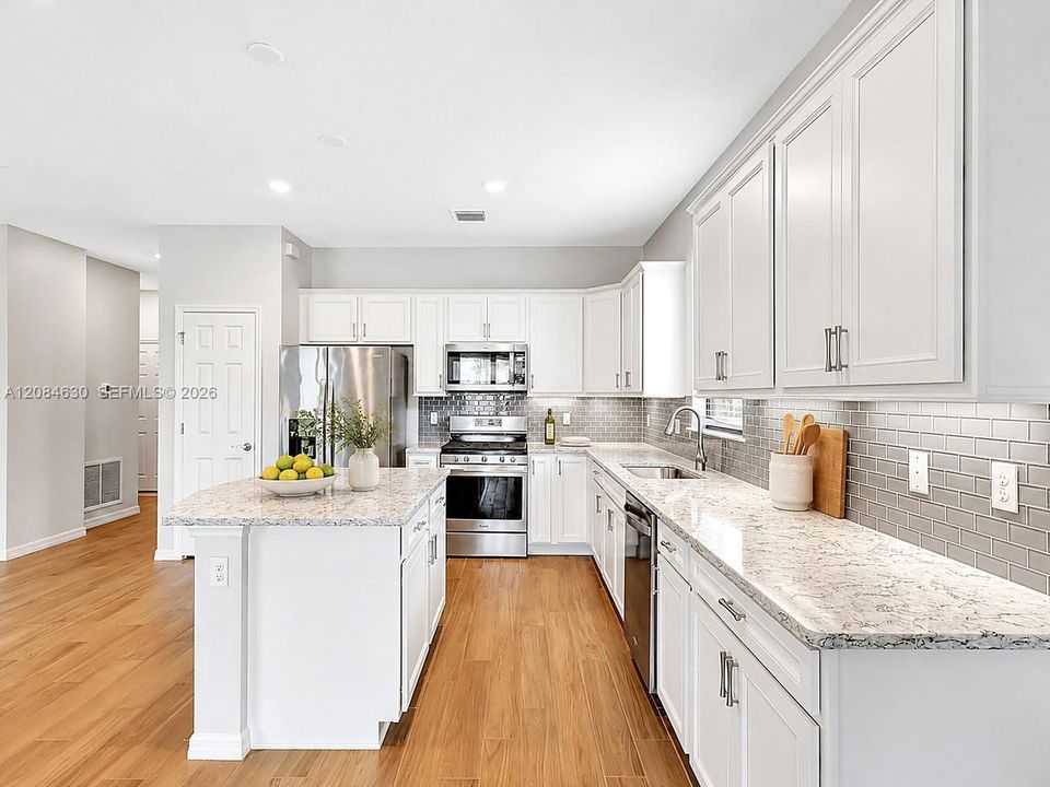 For Sale: $469,000 (3 beds, 2 baths, 1743 Square Feet)