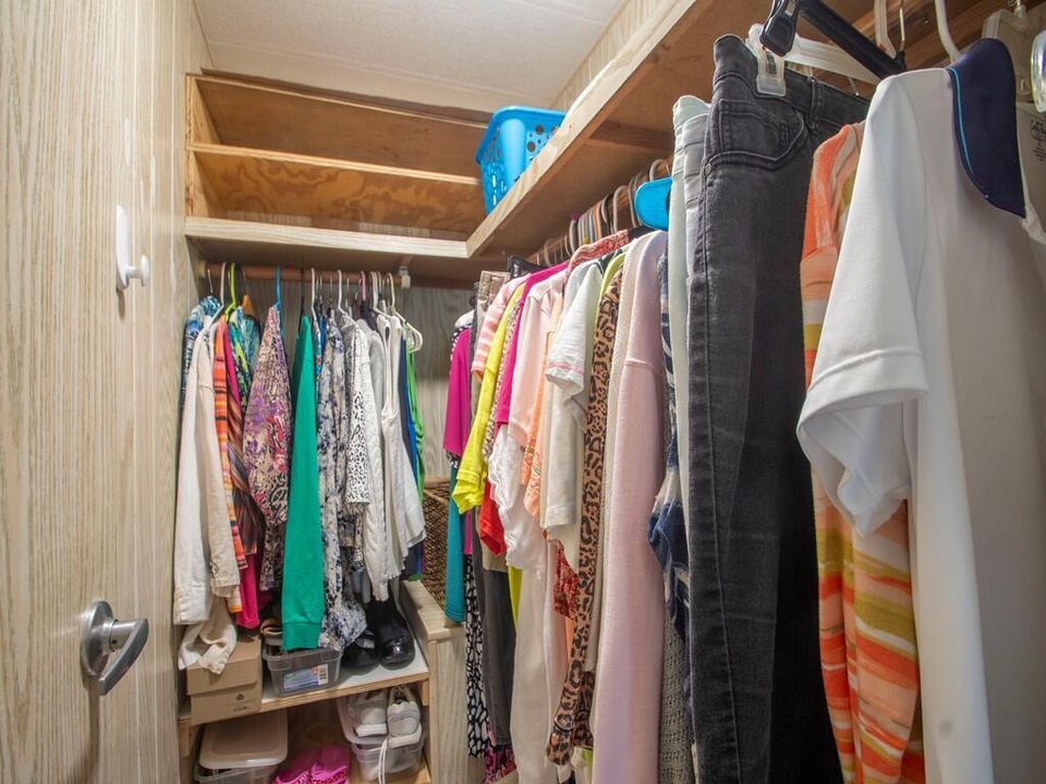 Walk In Closet