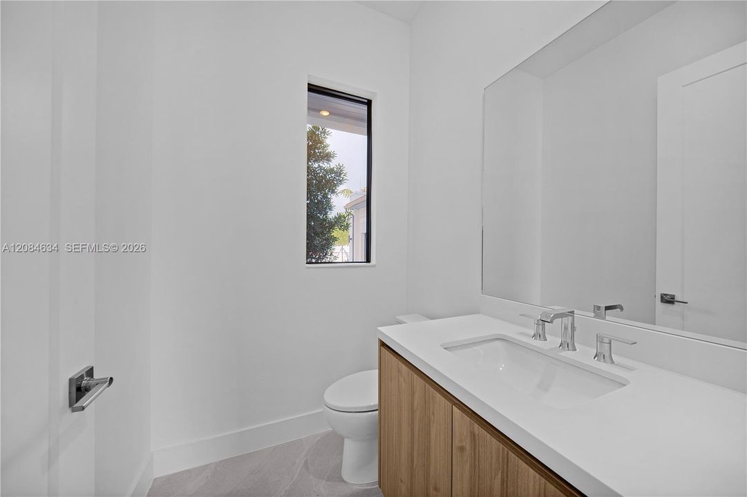 For Sale: $2,950,000 (5 beds, 4 baths, 0 Square Feet)