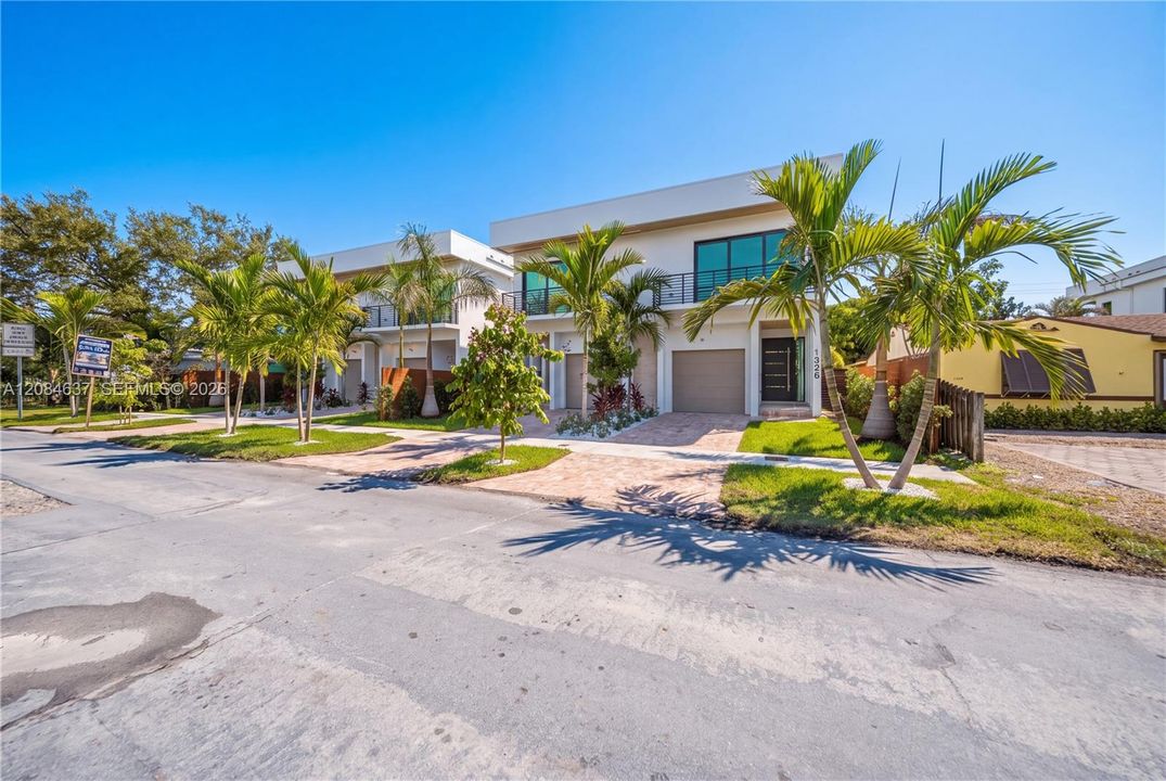 For Sale: $1,400,000 (3 beds, 3 baths, 0 Square Feet)