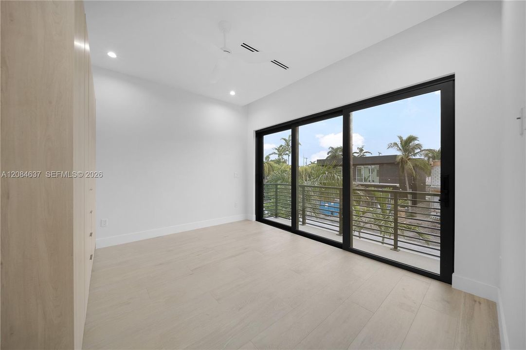 For Sale: $1,400,000 (3 beds, 3 baths, 0 Square Feet)