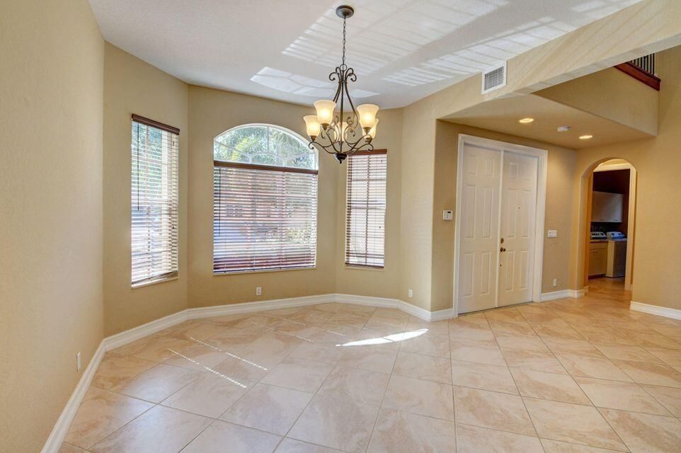 Formal Dining