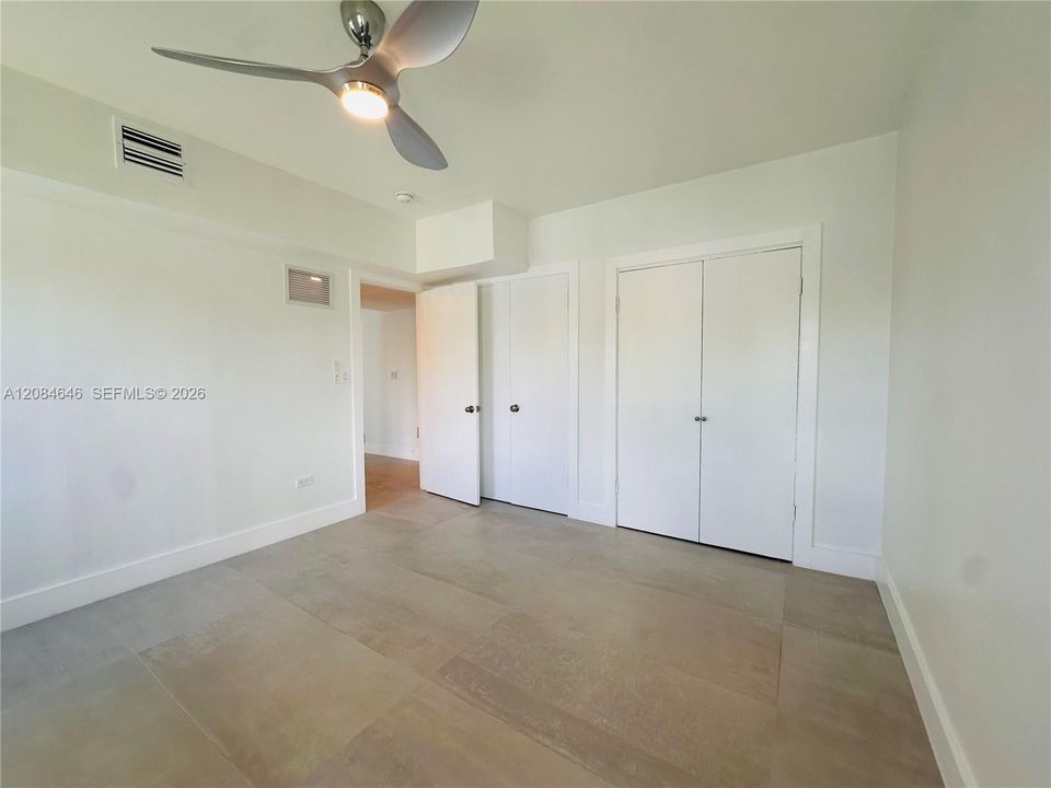 For Rent: $2,800 (2 beds, 1 baths, 1100 Square Feet)