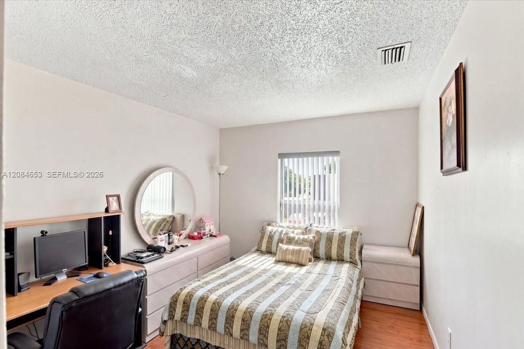 For Sale: $379,000 (3 beds, 2 baths, 1440 Square Feet)