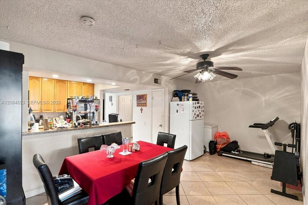 For Sale: $379,000 (3 beds, 2 baths, 1440 Square Feet)