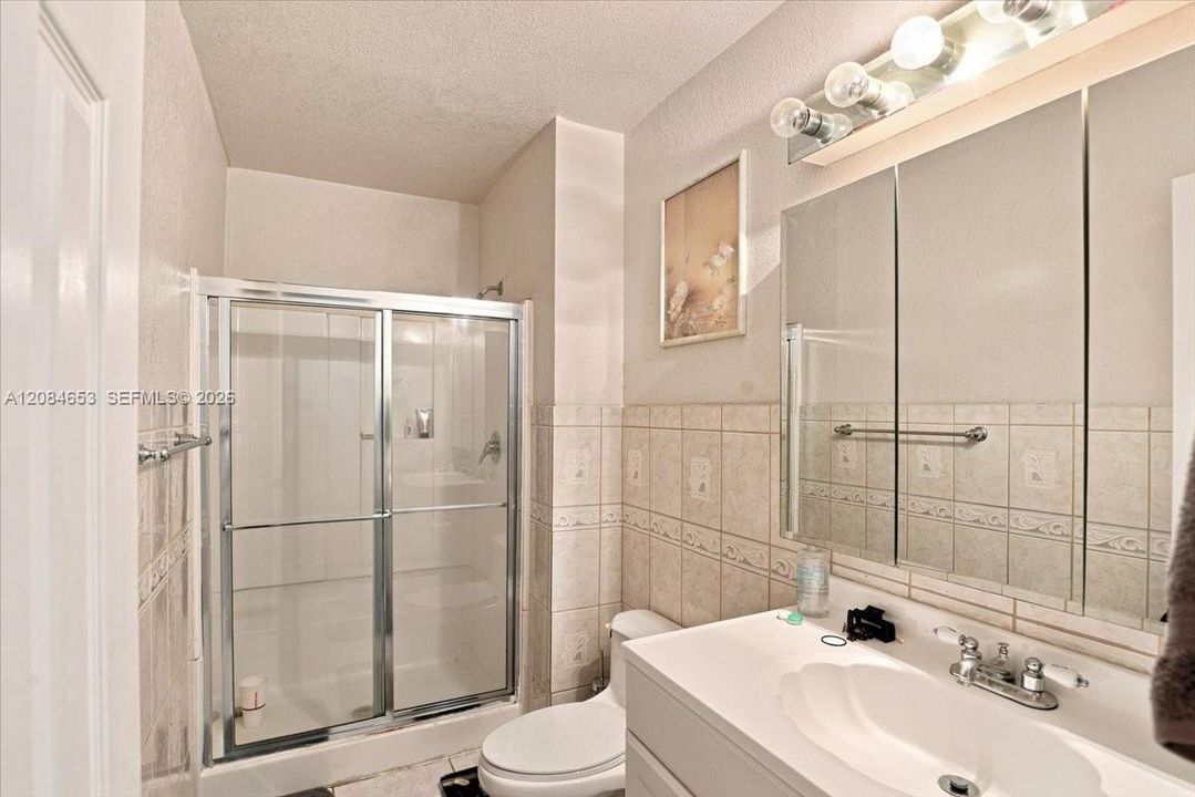 For Sale: $379,000 (3 beds, 2 baths, 1440 Square Feet)