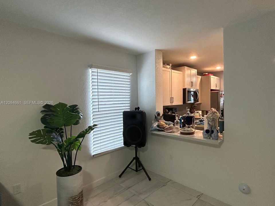 For Sale: $615,000 (4 beds, 3 baths, 2154 Square Feet)