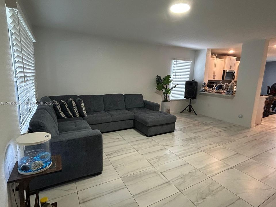 For Sale: $615,000 (4 beds, 3 baths, 2154 Square Feet)