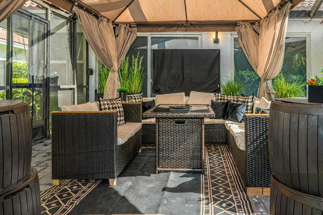 Tented-Patio.jpg (1)