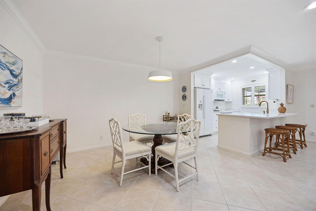 Dining/Kitchen