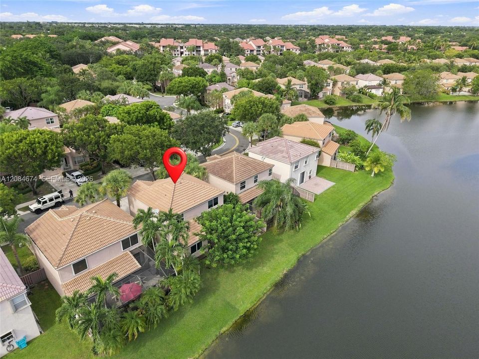 For Sale: $549,999 (3 beds, 2 baths, 1581 Square Feet)