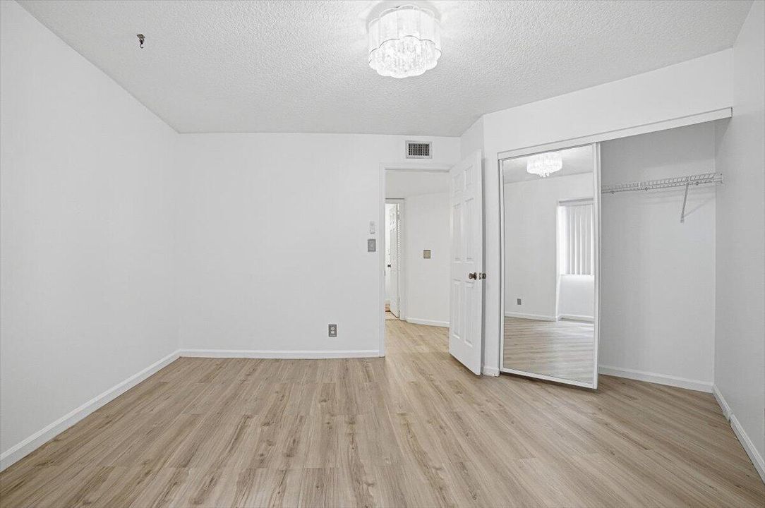 25-Bedroom1-B