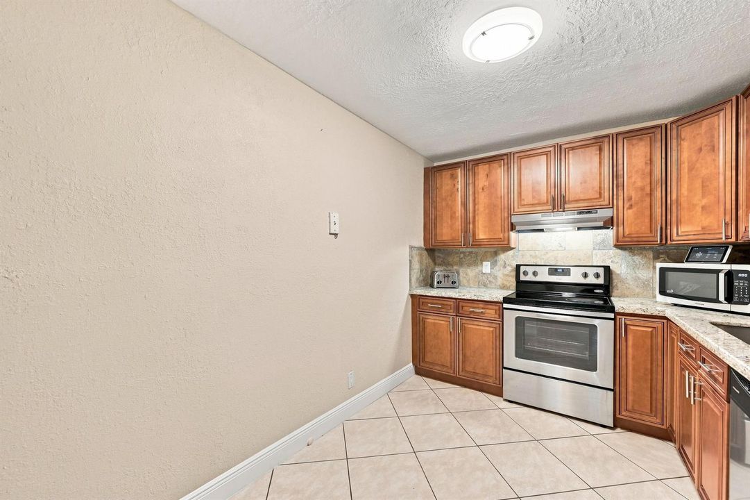 13_kitchen