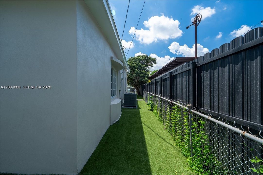 En Renta: $4,500 (5 camas, 3 baños, 2049 Pies cuadrados)