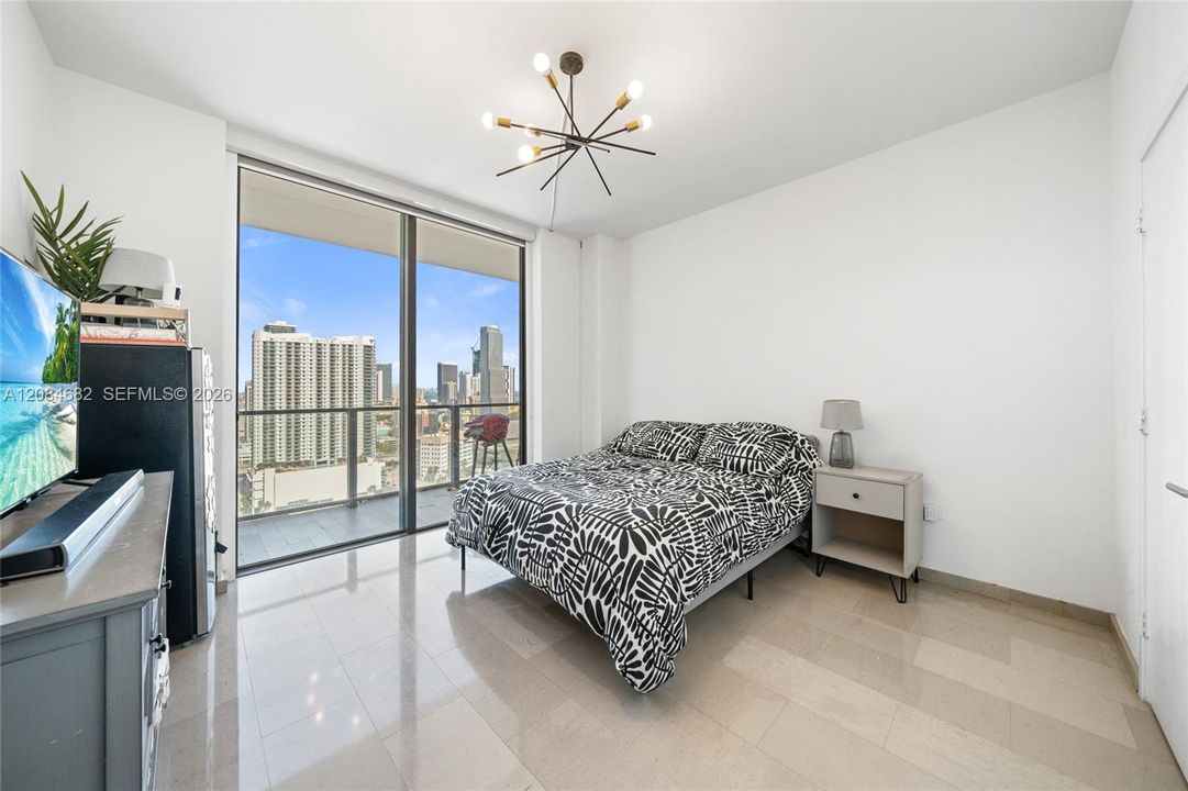 For Rent: $9,000 (3 beds, 3 baths, 1664 Square Feet)