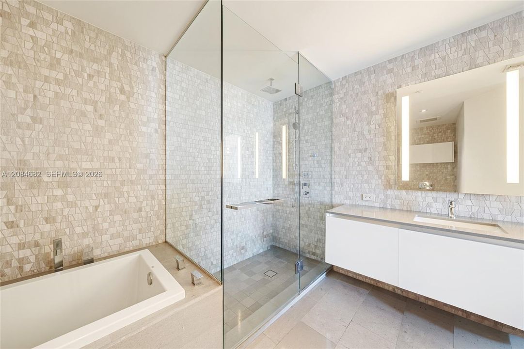 For Rent: $9,000 (3 beds, 3 baths, 1664 Square Feet)