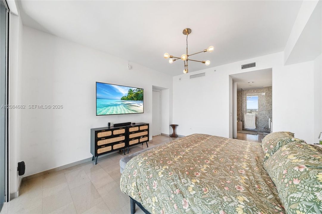 For Rent: $9,000 (3 beds, 3 baths, 1664 Square Feet)