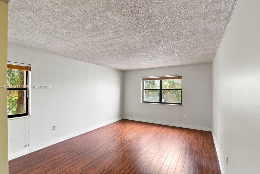 En Renta: $2,750 (2 camas, 2 baños, 1428 Pies cuadrados)