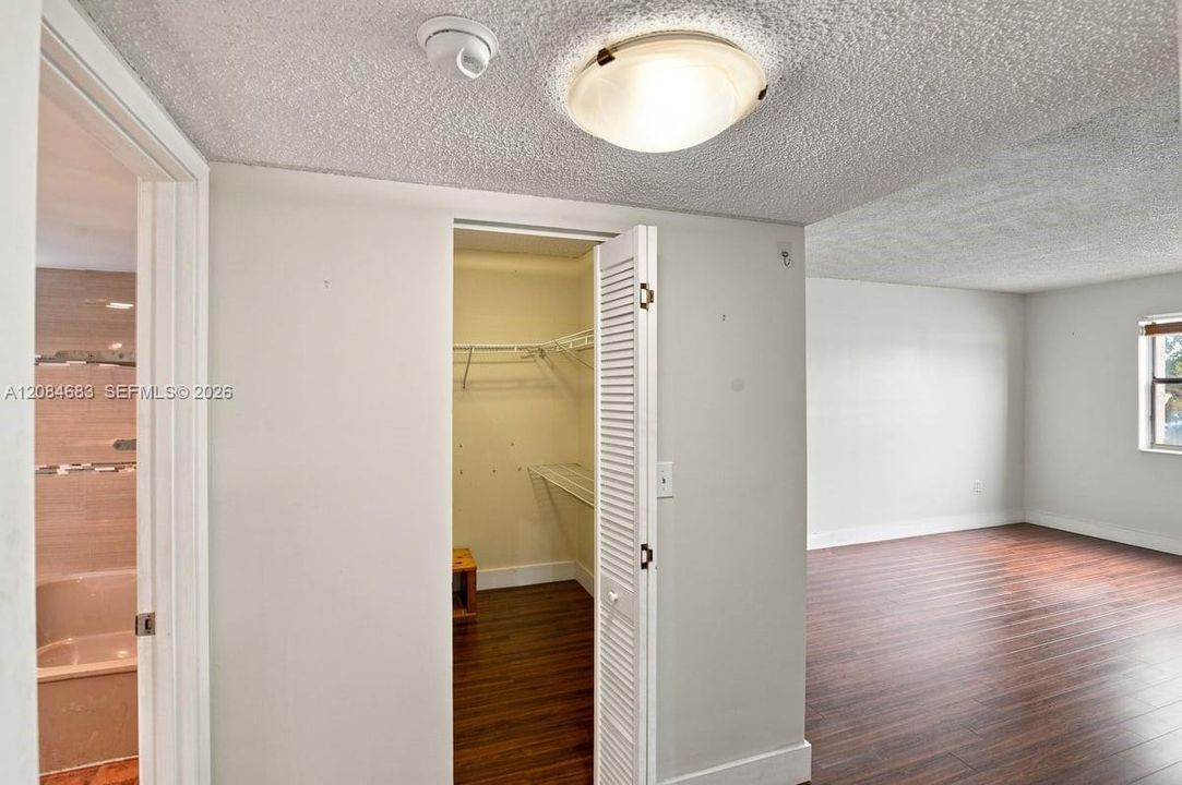 En Renta: $2,750 (2 camas, 2 baños, 1428 Pies cuadrados)