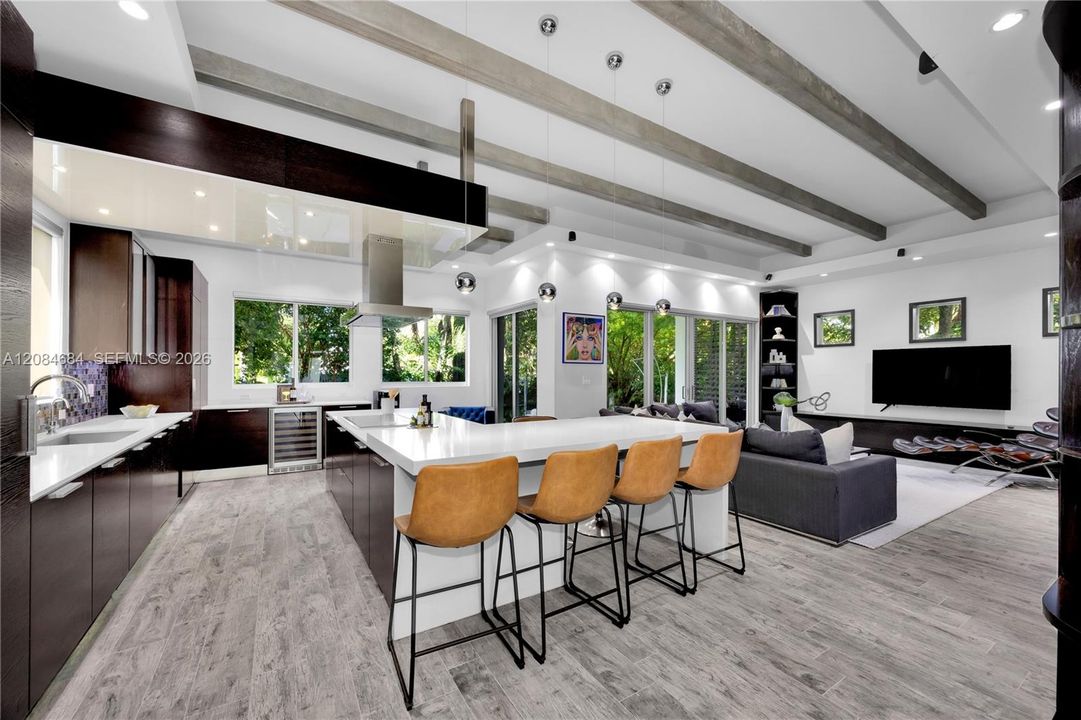 For Sale: $2,495,000 (4 beds, 3 baths, 2909 Square Feet)